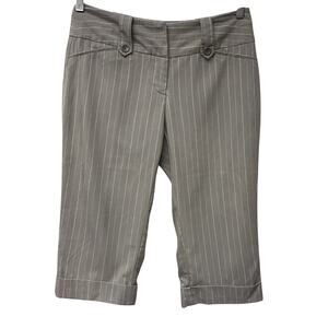 First Option Pants Womens 6 Capri Gray White